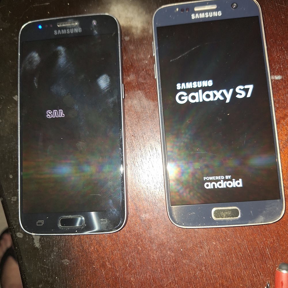 Samsung Galaxy S7 Black & GOLD Smartphone